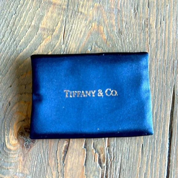 Tiffany & Co. Sterling Silver Perfume Bottle with Funnel. - Picture 5 of 6